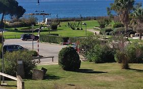 Studio plage de l'argentiére LA LONDE LES MAURES